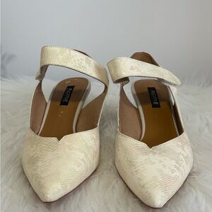 Soft yellow Slings